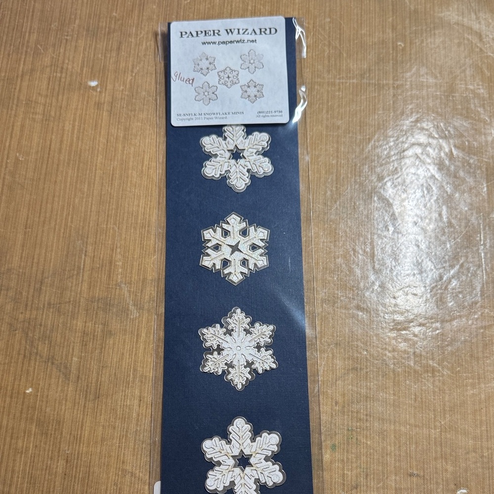 Paper Wizard Metallic Silver Snowflake Embellishments - Set of 4